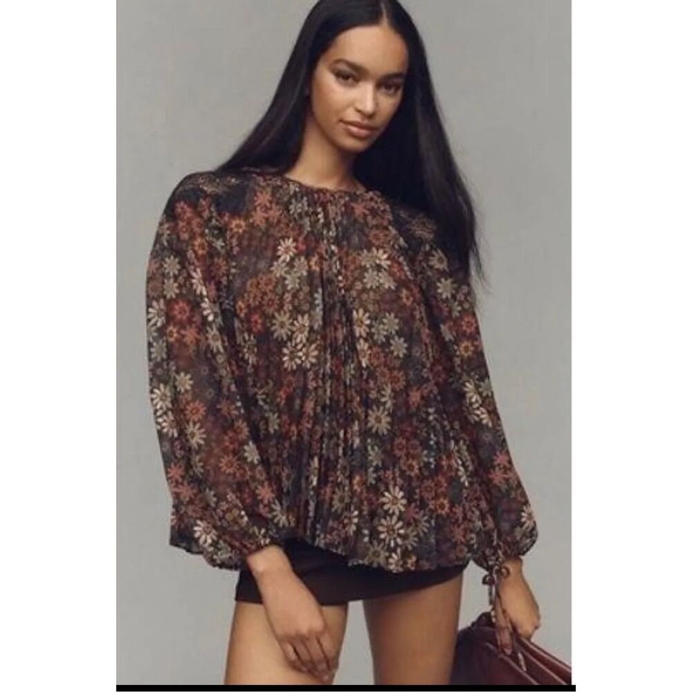 Stunning for Fall- FARM Rio for Anthropologie Floral Sheer Blouse Size: Medium C